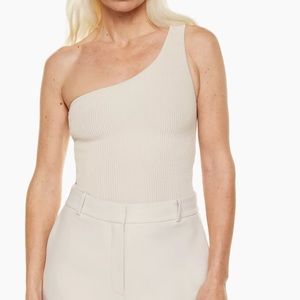 Wilfred sculpt knit off the shoulder top